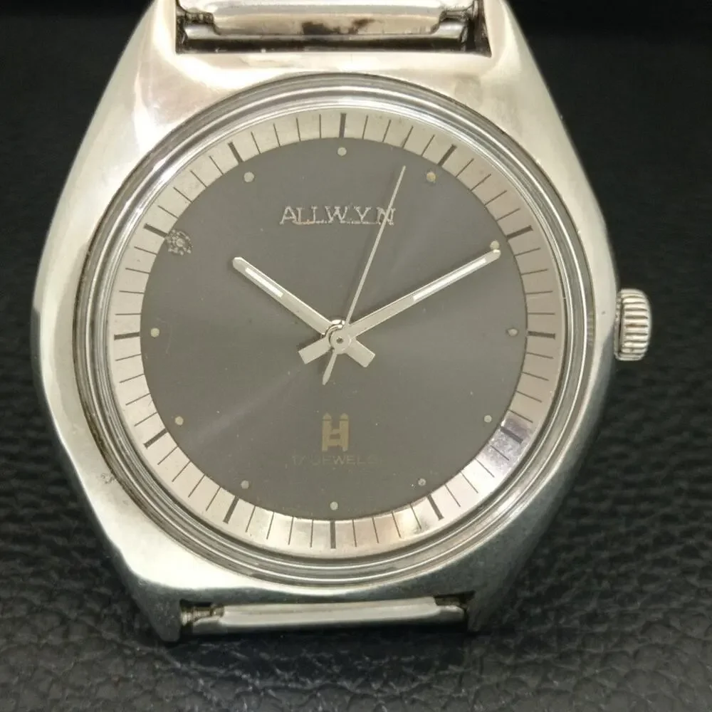 Vintage 1970 Allwyn Manual Mens Silver Watch W/Metal Strap & Silver accents
